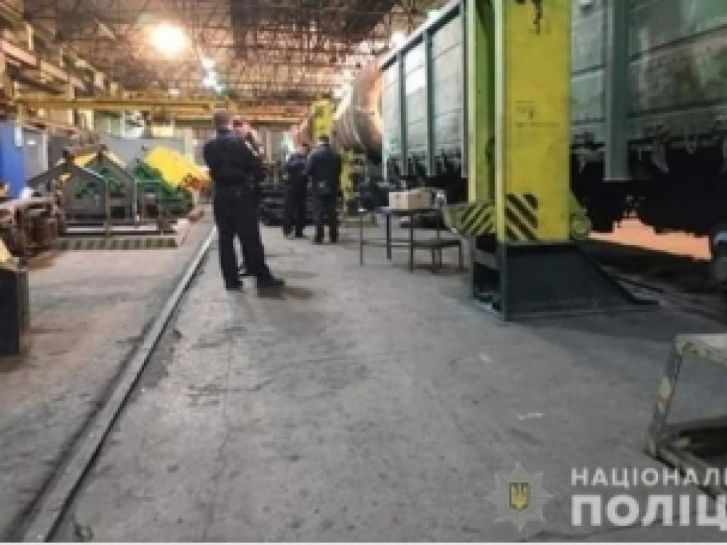 Трагедия под Харьковом: на вагоноремонтном заводе погиб слесарь (ФОТО)