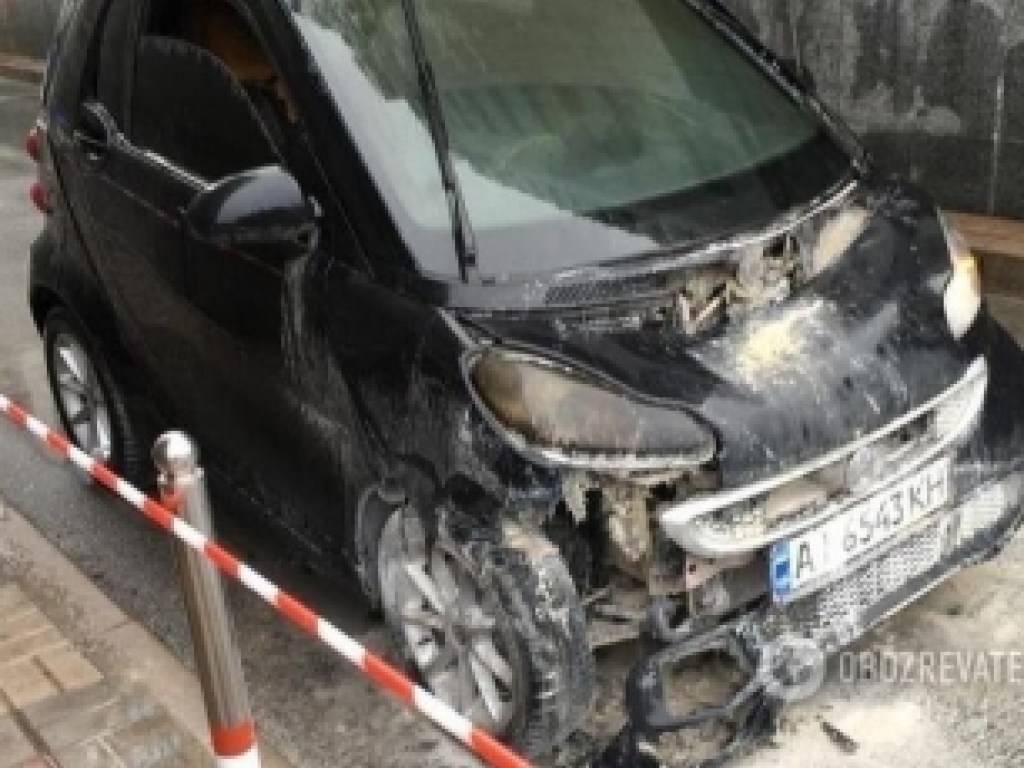 В Киеве в мужчину стреляли неизвестные: с места преступления скрылись на автомобиле – полиция (ФОТО)