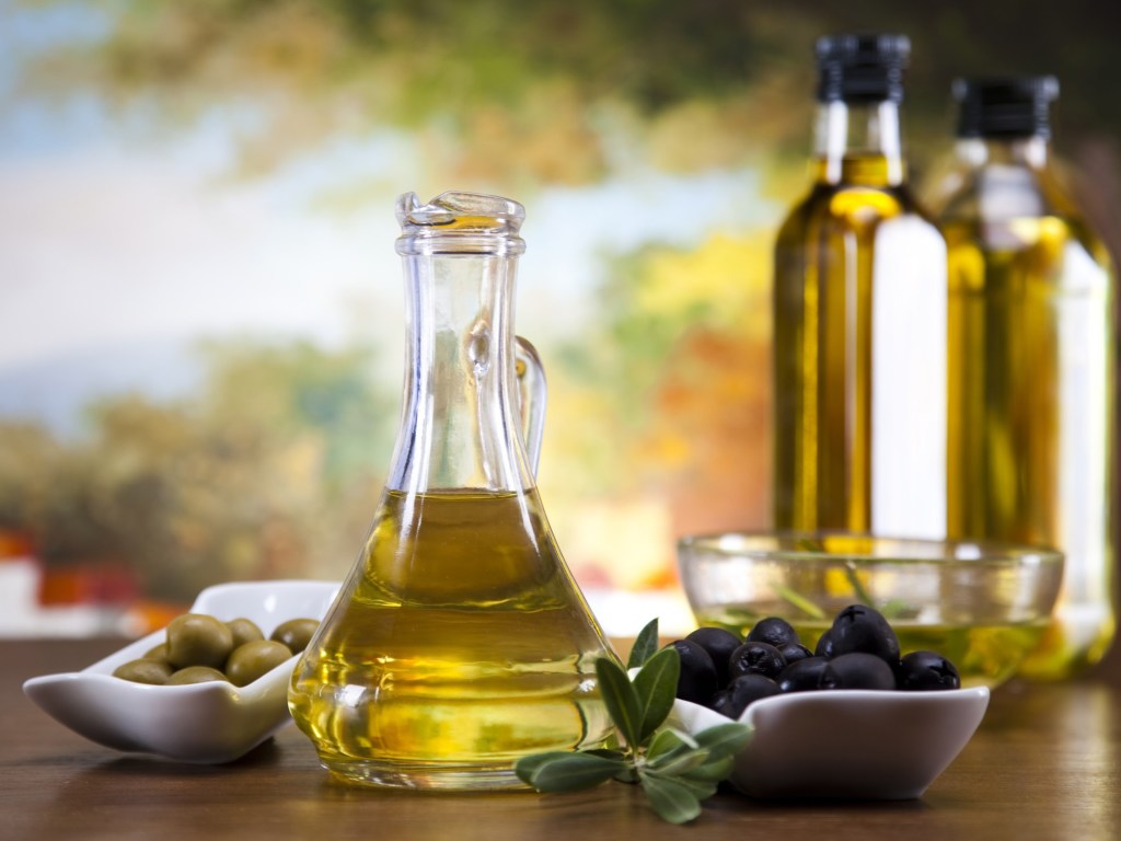 Названы пять веских причин добавить оливковое масло в свой рацион