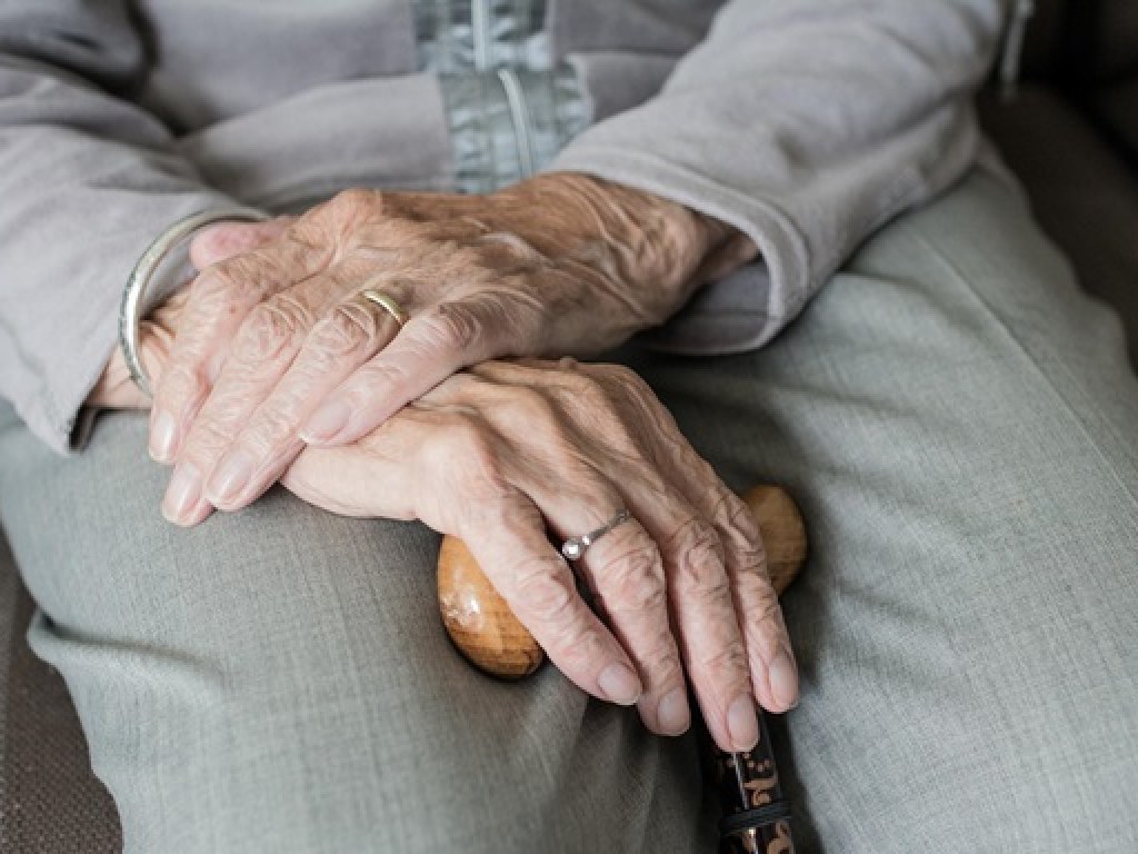 В Шотландии 94-летняя женщина пять дней голодала из-за боязни коронавируса