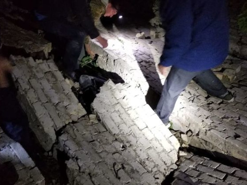 Приехал с родителями на дачу: под Киевом во время обвала здания погиб 13-летний мальчик (ФОТО)