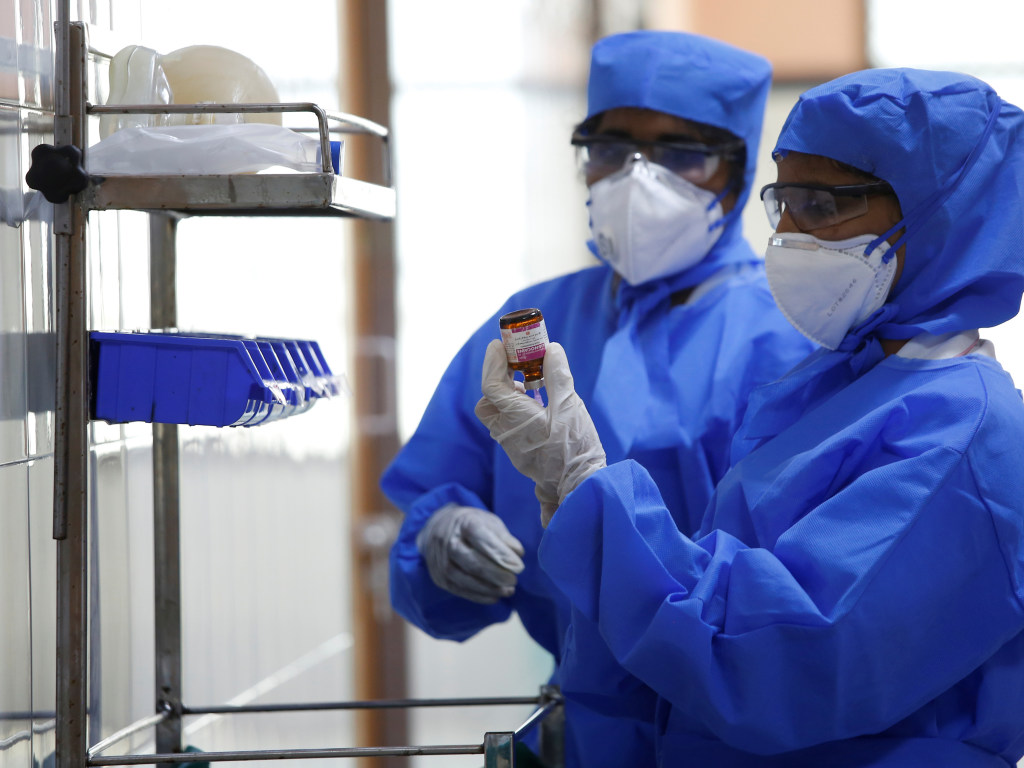 На период вспышки коронавируса вирусологи нашли альтернативу обычным медицинским маскам