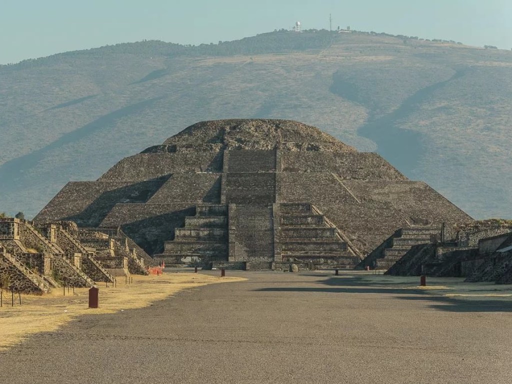 Разгадан тайна возведения древних пирамид в Мексике