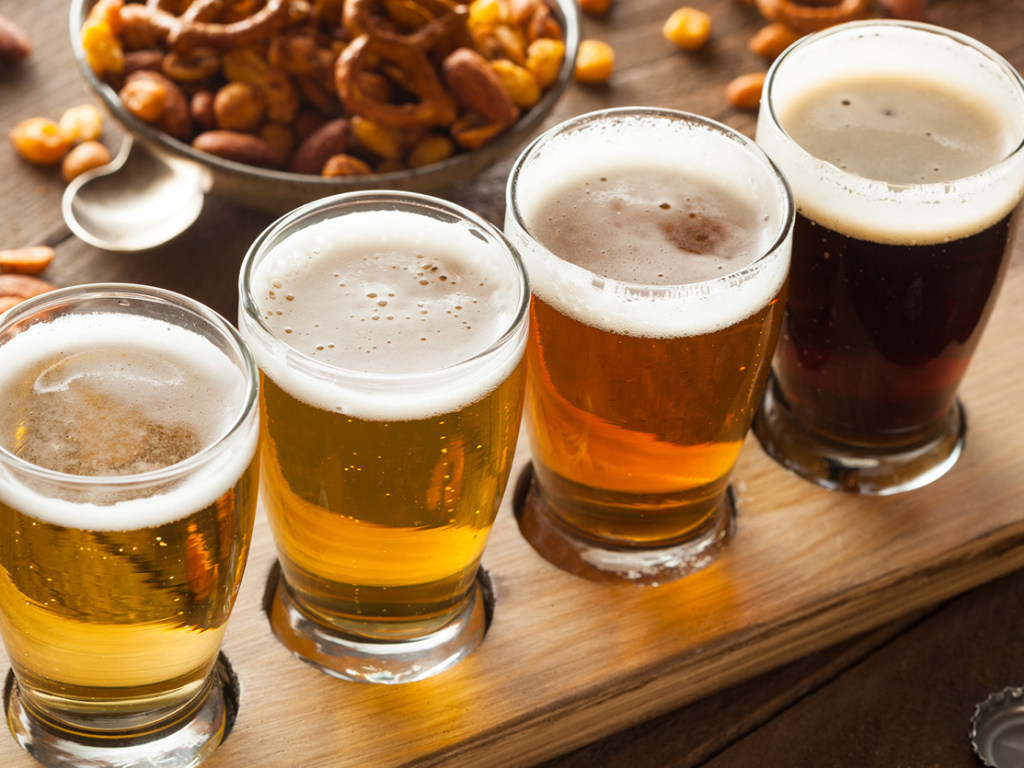 Ученые: Пиво «борется» со слабоумием и бессонницей