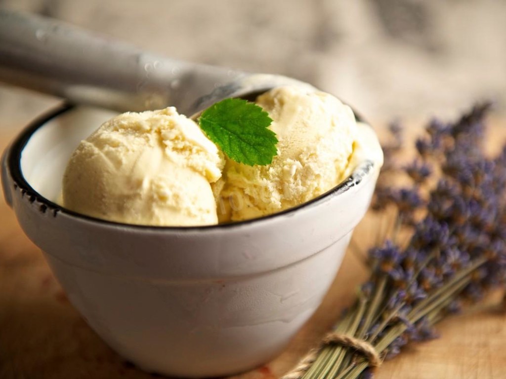 Безопасной «дозой» мороженого является 2 порции в неделю – врач