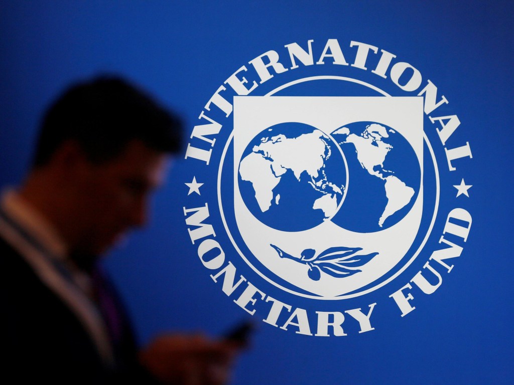 МВФ внес Украину в повестку дня