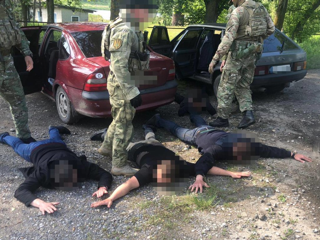 Задержана банду из 7 «оборотней в погонах» из Днепропетровской области (ФОТО, ВИДЕО)