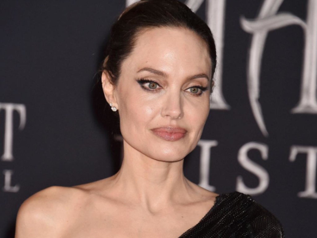 Питту там не место: стало известно, как Анджелина Джоли отпраздновала юбилей