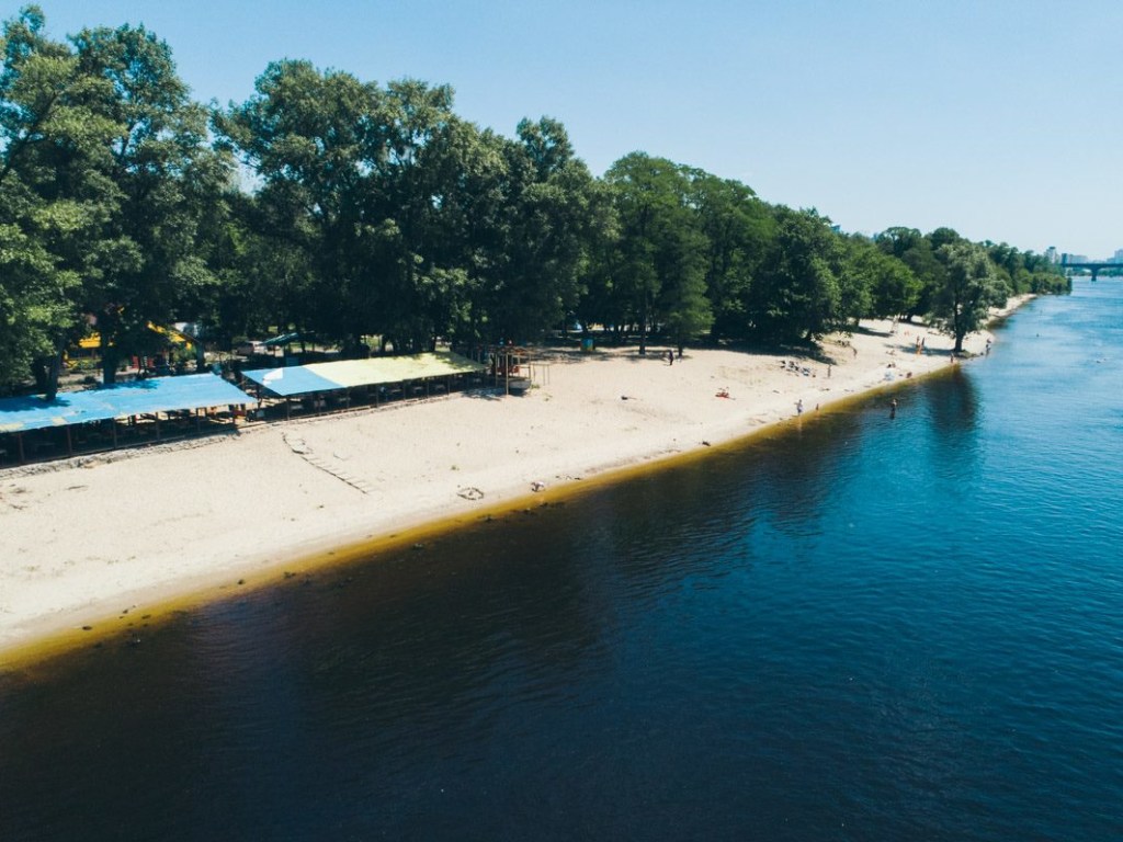 В Киеве всего лишь около 10 сертифицированных пляжей – эколог