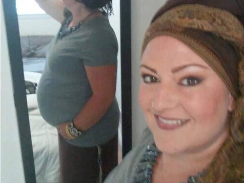 40-летняя американка уверовала в свою четырехлетнюю беременность (ФОТО)