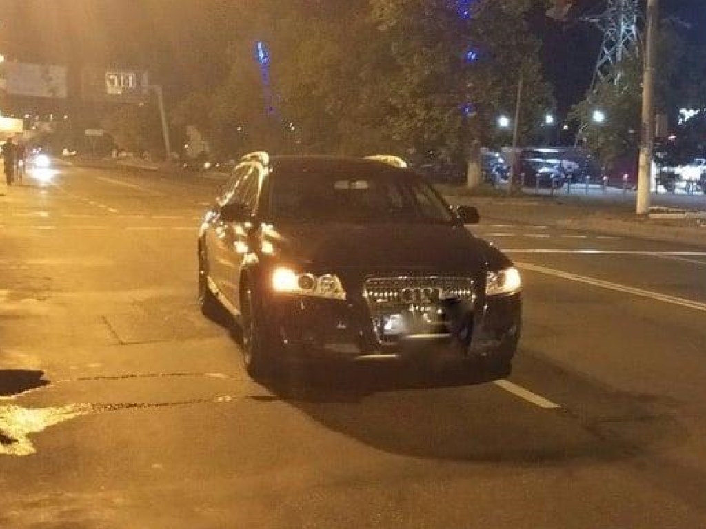 В Одессе на «зебре» Audi сбил 12-летнюю девочку (ФОТО)