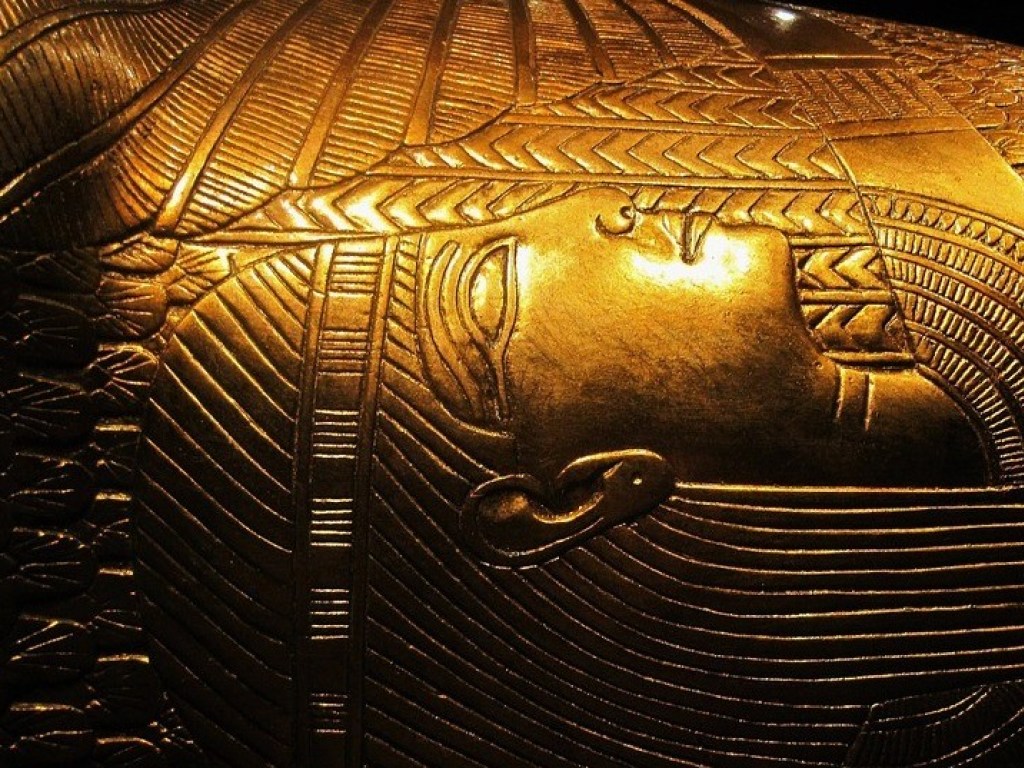 Эксперты выяснили, что находится в маленьком саркофаге из Египта