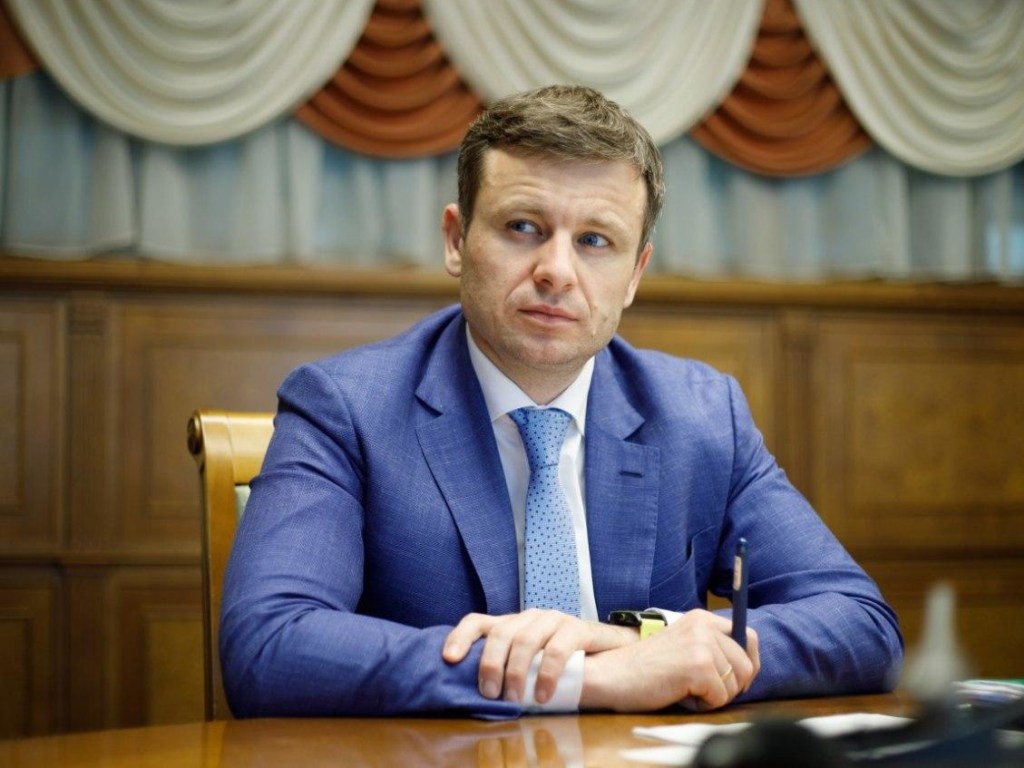 Министр финансов Марченко: главам таможни и налоговой дали задание увеличить поступления в бюджет на 15%