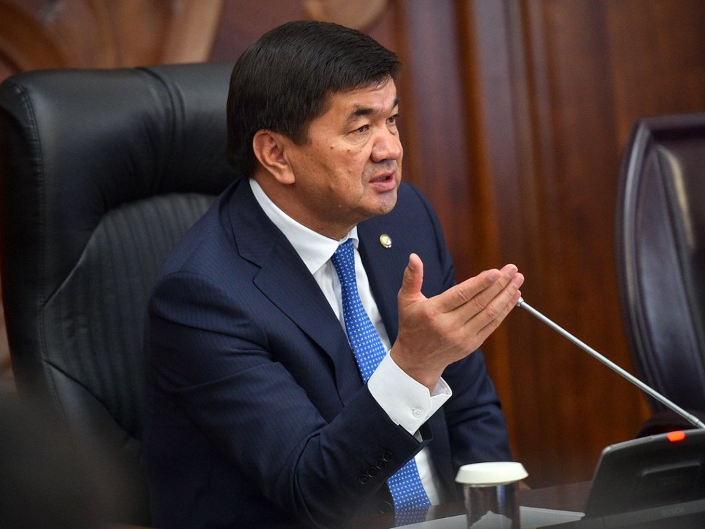 Премьер Кыргызстана Абылгазиев ушел в отставку