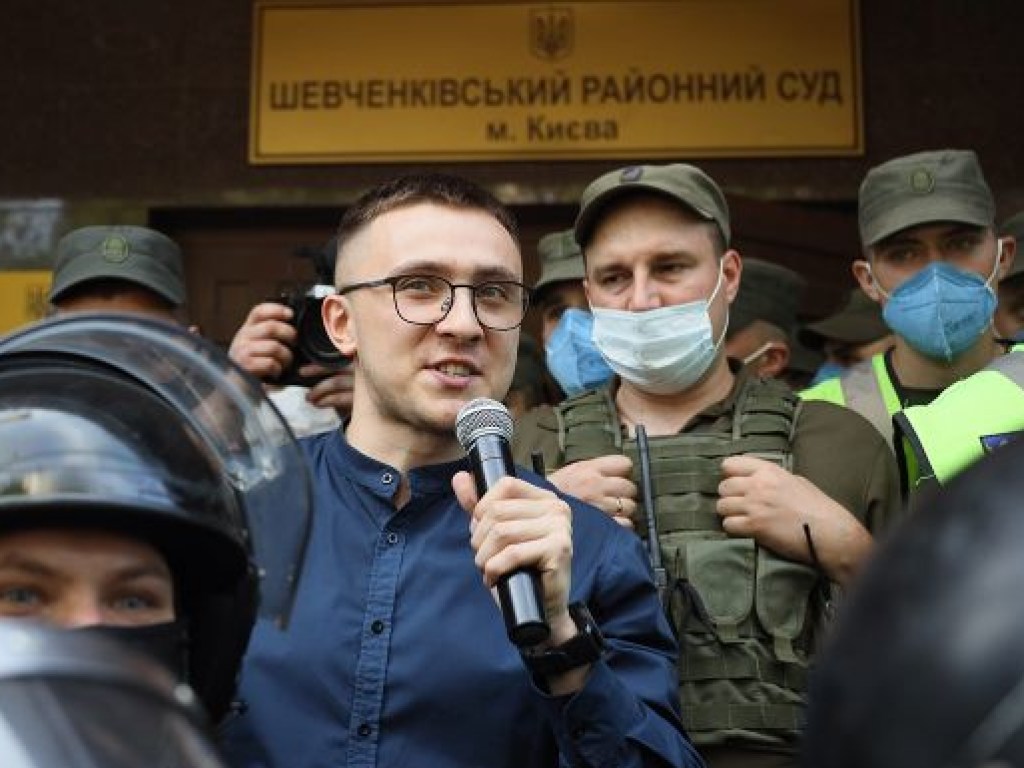 Активисту Стерненко избрали меру пресечения