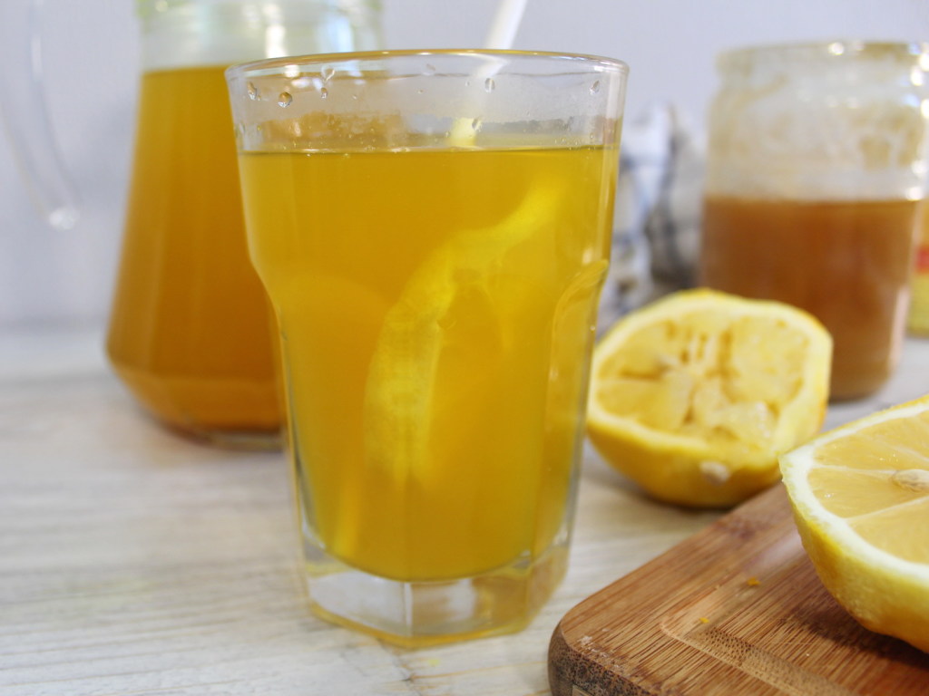 Острый имбирный чай поможет при боли в горле и усилит иммунитет: рецепт чудо-напитка