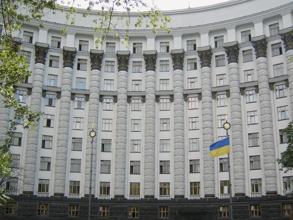 Кабмин Шмыгаля написал заявления об отставке и отдал их в Офис президента – нардеп