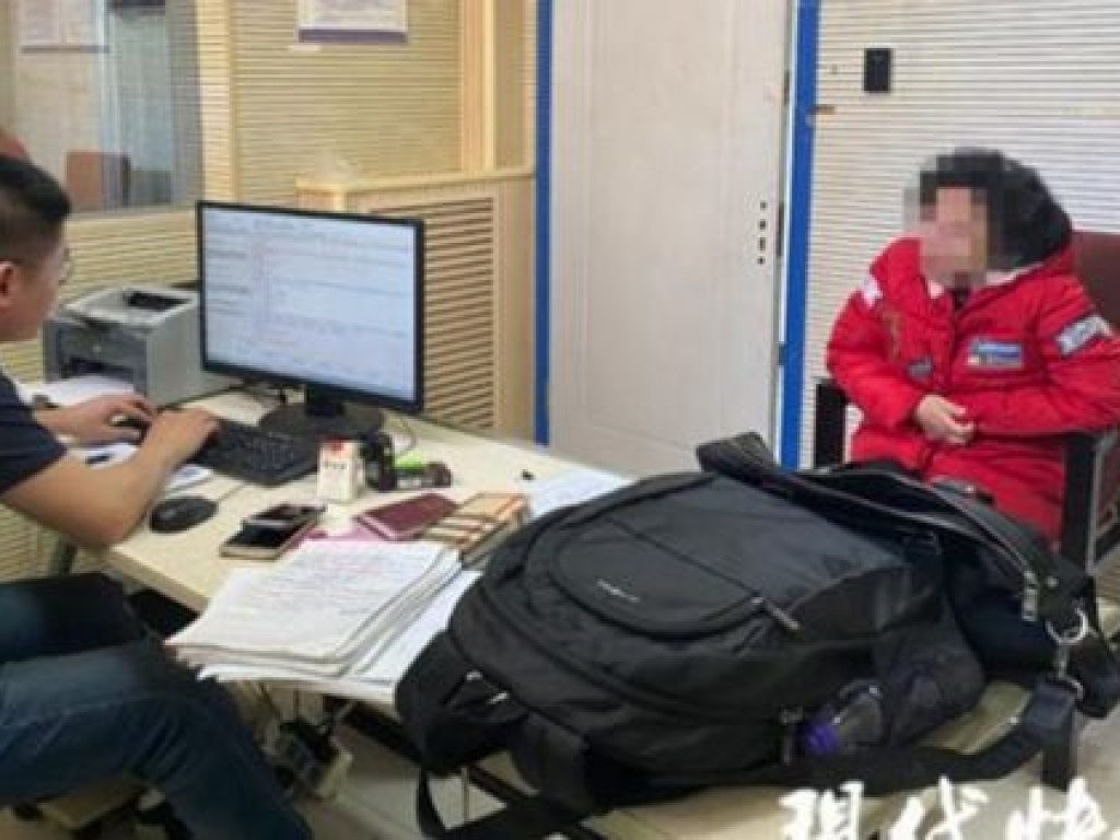 45-летняя китаянка заработала 400 тысяч долларов из-за задержек авиарейсов (ФОТО)