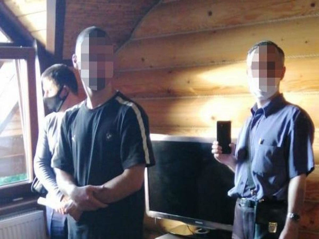 Изнасиловал 12-летнего мальчика: во Львове задержали педофила (ФОТО)