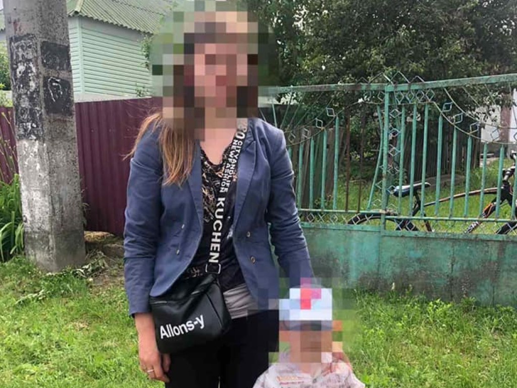 Под Киевом пьющая горе-мать потеряла малолетнего сына (ФОТО)