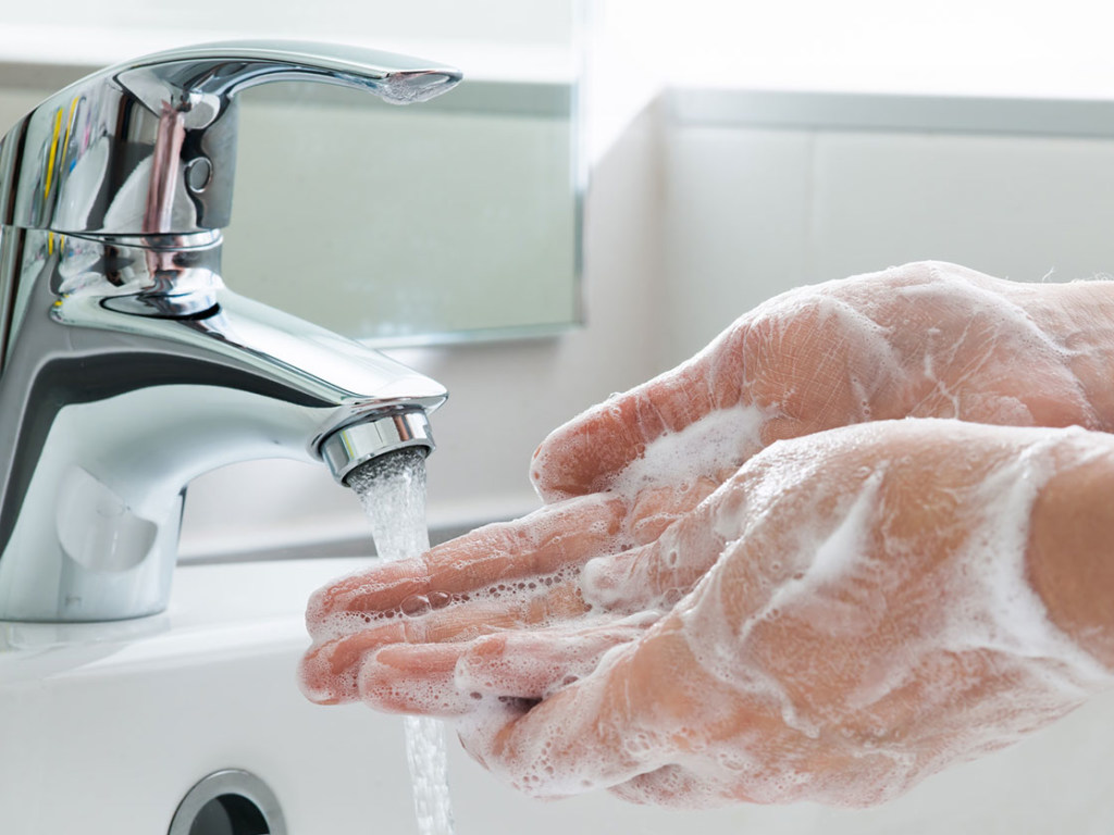 Эксперты назвали главную ошибку при мытье рук