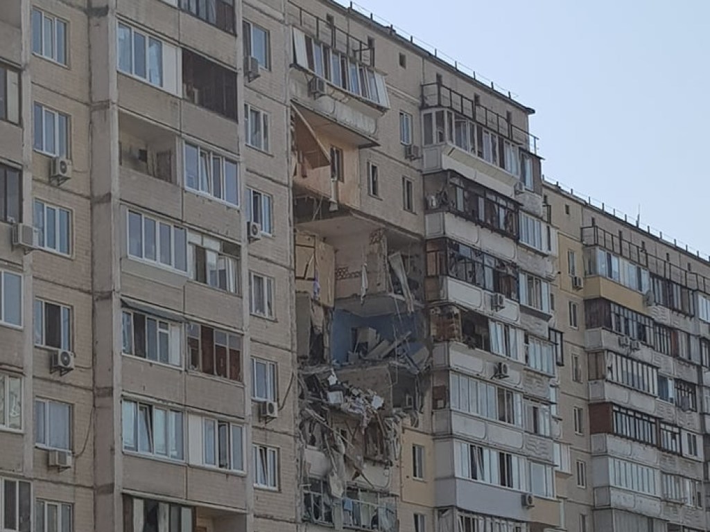 В КГГА сообщили о сроках демонтажа пострадавшей от взрыва многоэтажки на Позняках
