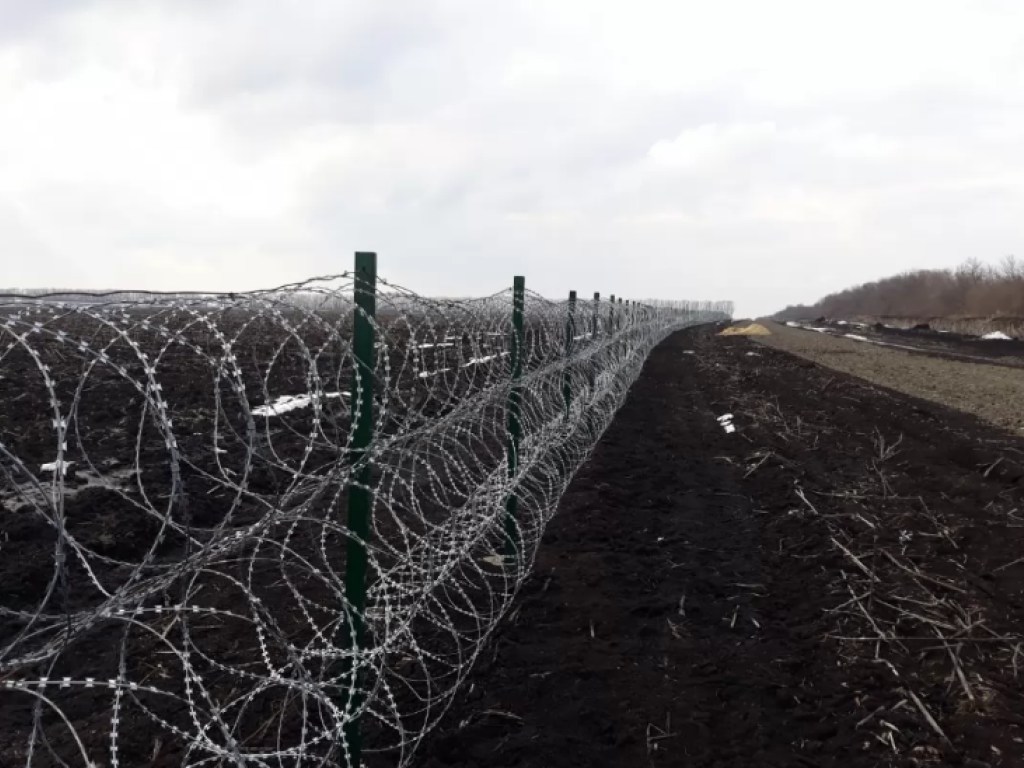 Эксперт: Проект «Стена» на границе с Россией – это «чемодан без ручки»