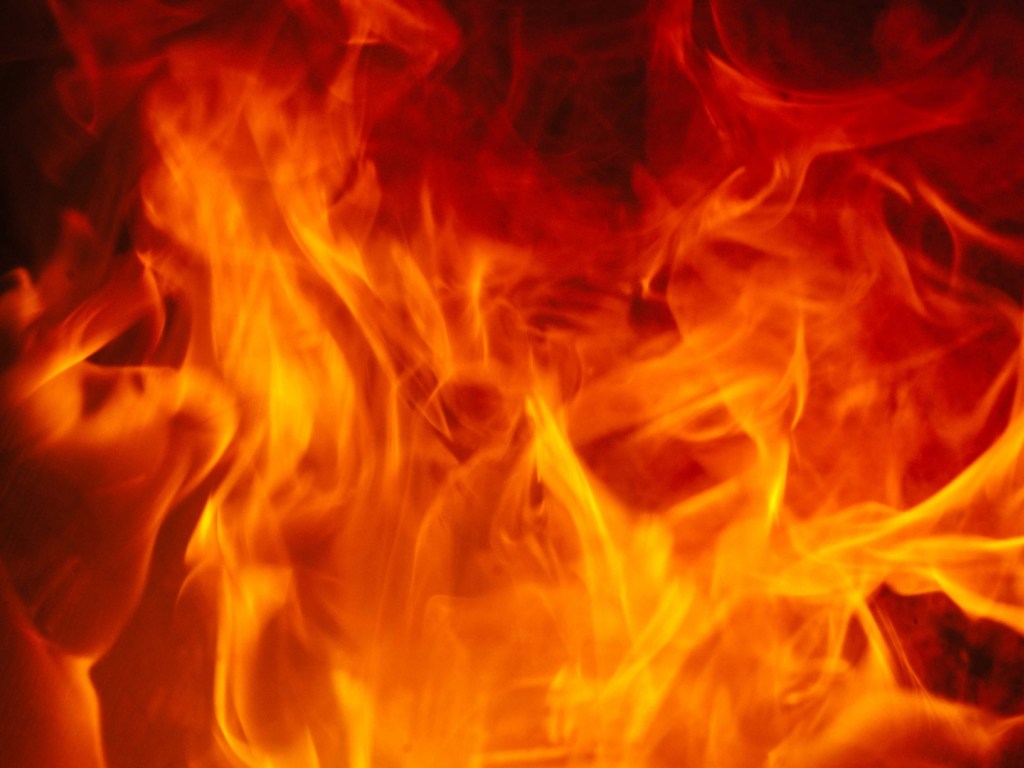 В Одесской области горел дом: мужчину госпитализировали с ожогами – ГСЧС