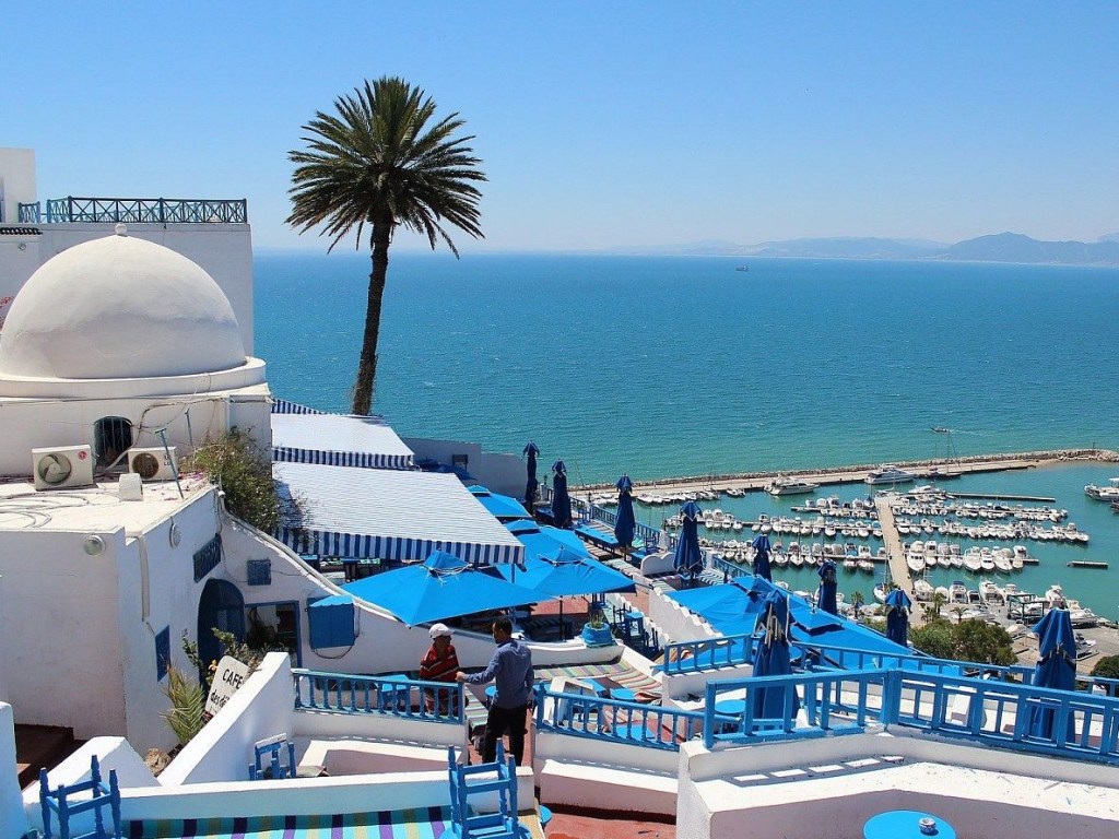Тунис открыл туристический сезон после караинтина 