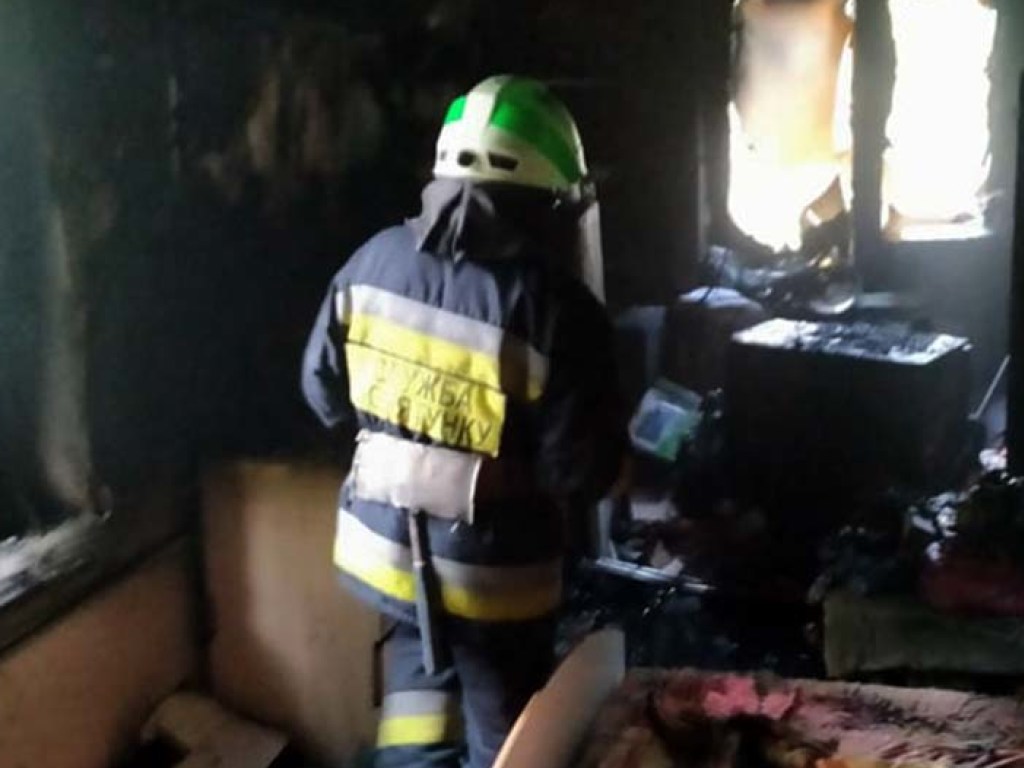 Пожар в Днепре: горел 9-этажный дом (ФОТО)