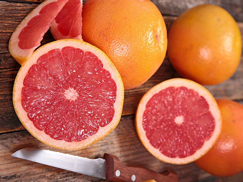 Эксперты назвали десять полезных свойств грейпфрутов