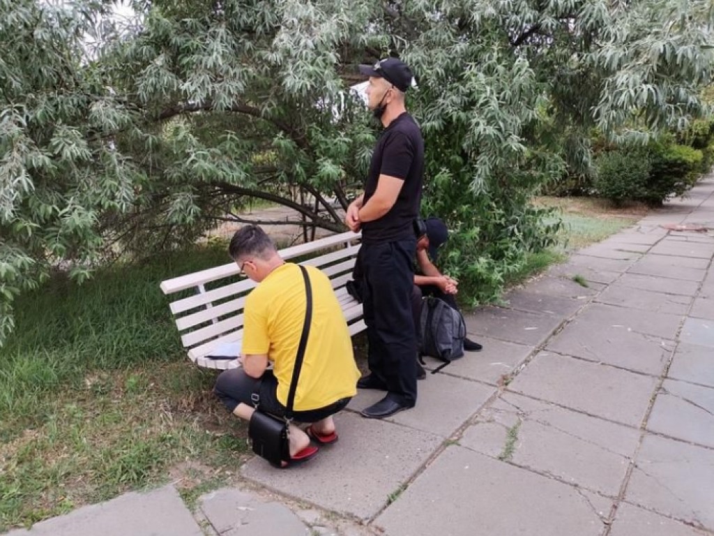 На базе отдыха в Кирилловке вспышка странного заболевания: к делу подключилась полиция