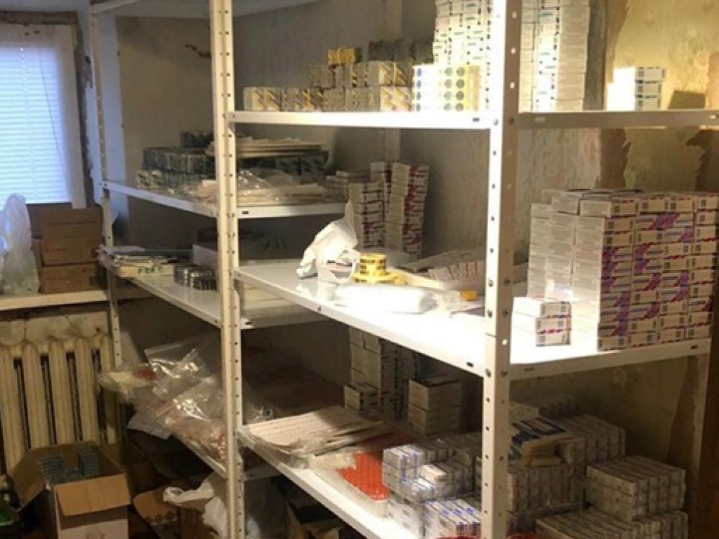 В Киеве обнаружили подпольный цех по производству лекарств (ФОТО)