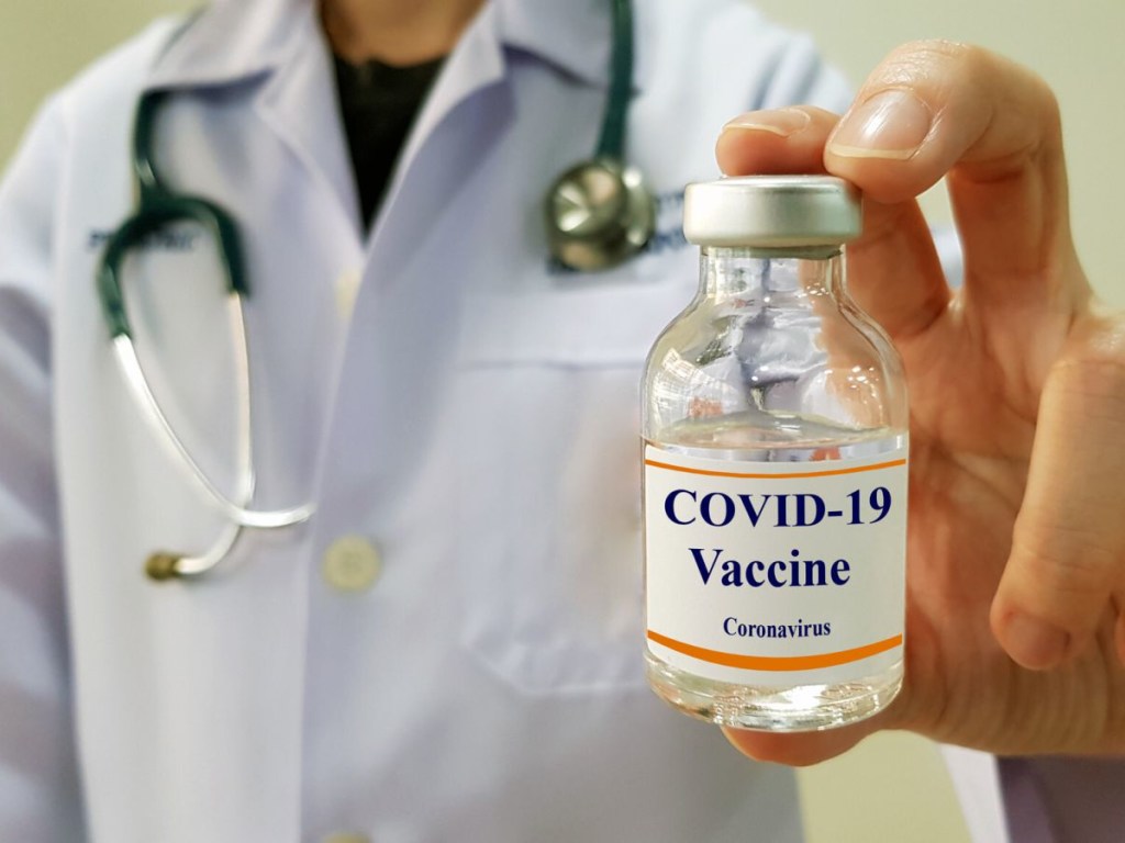 В разных странах мира начали испытывать вакцины против коронавируса – ВОЗ