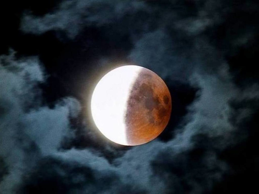 Лунное затмение 5 июля: астролог рассказал об особенностях этого дня