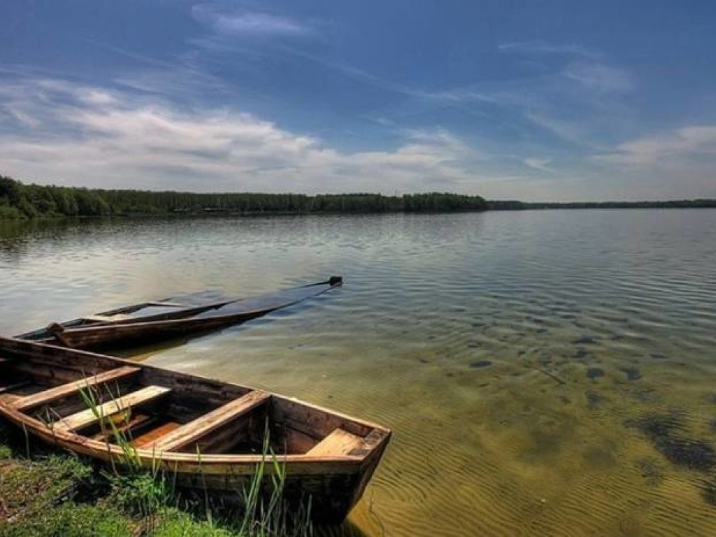 На Шацких озерах ввели строгие ограничения в курортной зоне