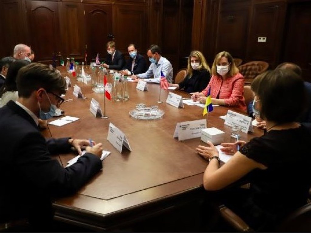 Венедиктова провела встречу с послами «Большой семерки» и ЕС: основные тезисы переговоров