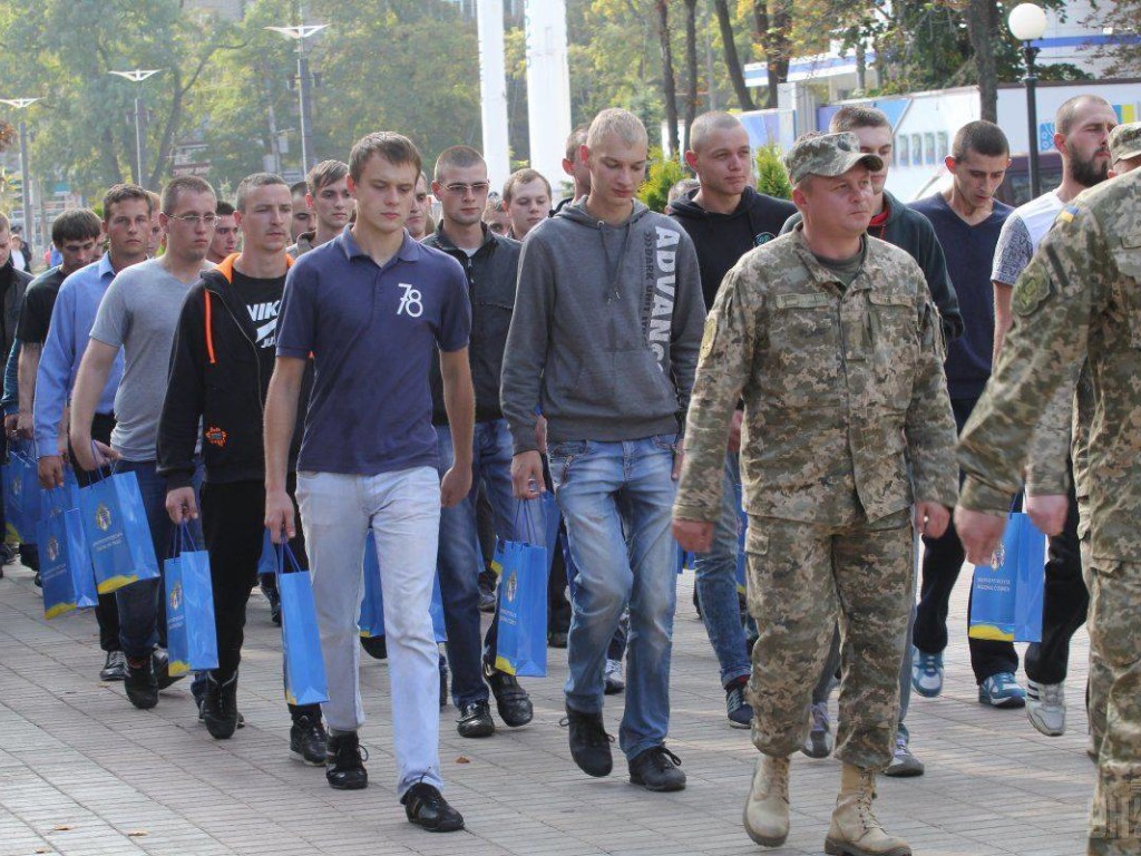 Парень из Киева рассказал, как абитуриентов незаконно призывают на военную службу (ФОТО)