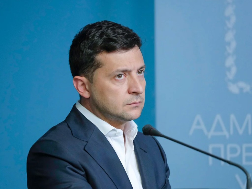 Если рейтинг Зеленского не будет резко падать, он не будет интересоваться мирным процессом на Донбассе – эксперт