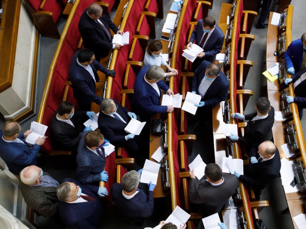 Законопроект о судебной реформе включили в повестку Рады