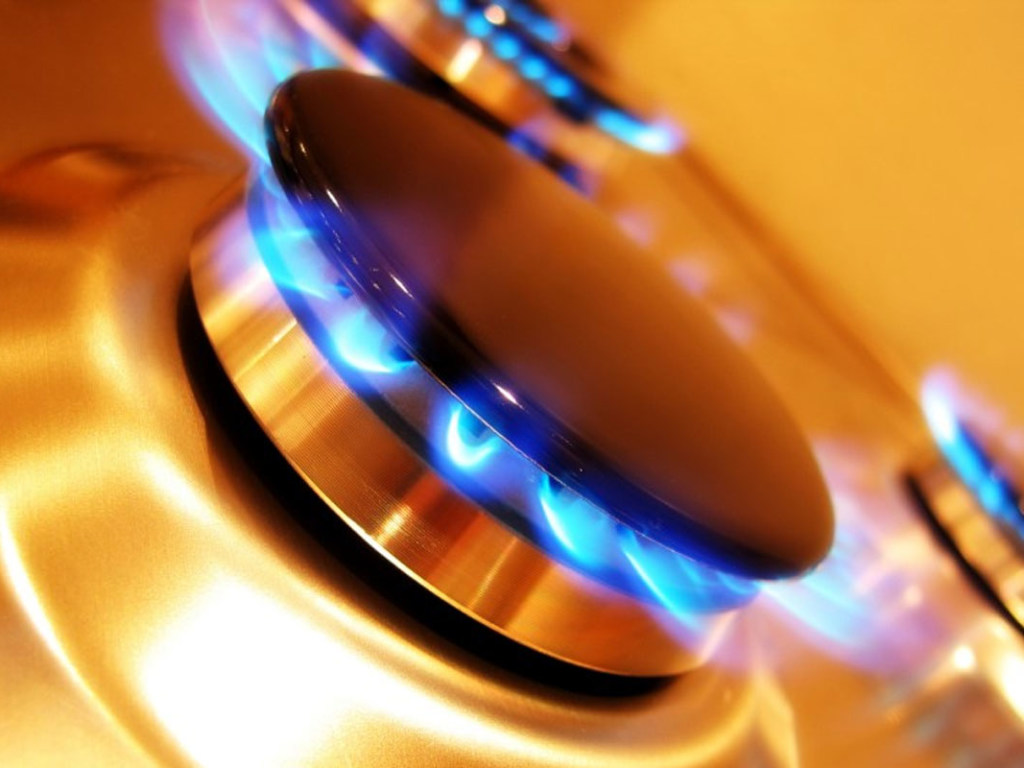 «Не нужно тешить себя иллюзиями»: эксперт рассказал, как будет расти цена на газ