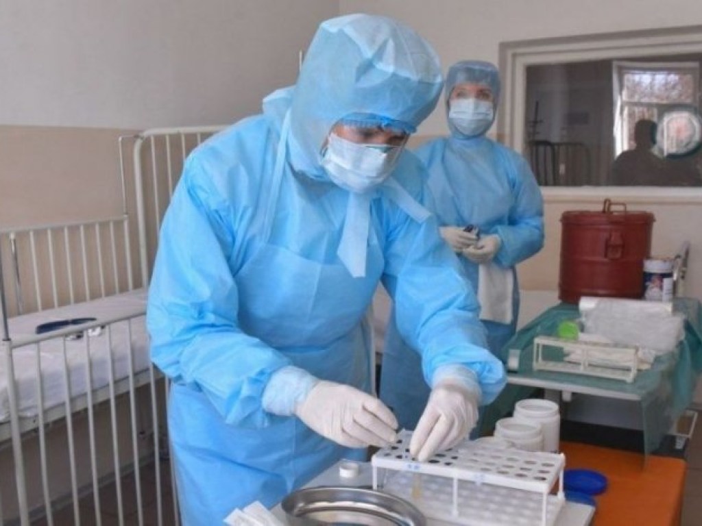 Коронавирус в Украине: за сутки 809 новых случаев COVID-19