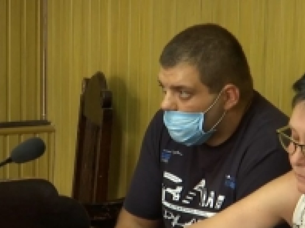 В Николаеве бывшего полицейского обвинили в изнасиловании подростка (ФОТО, ВИДЕО)