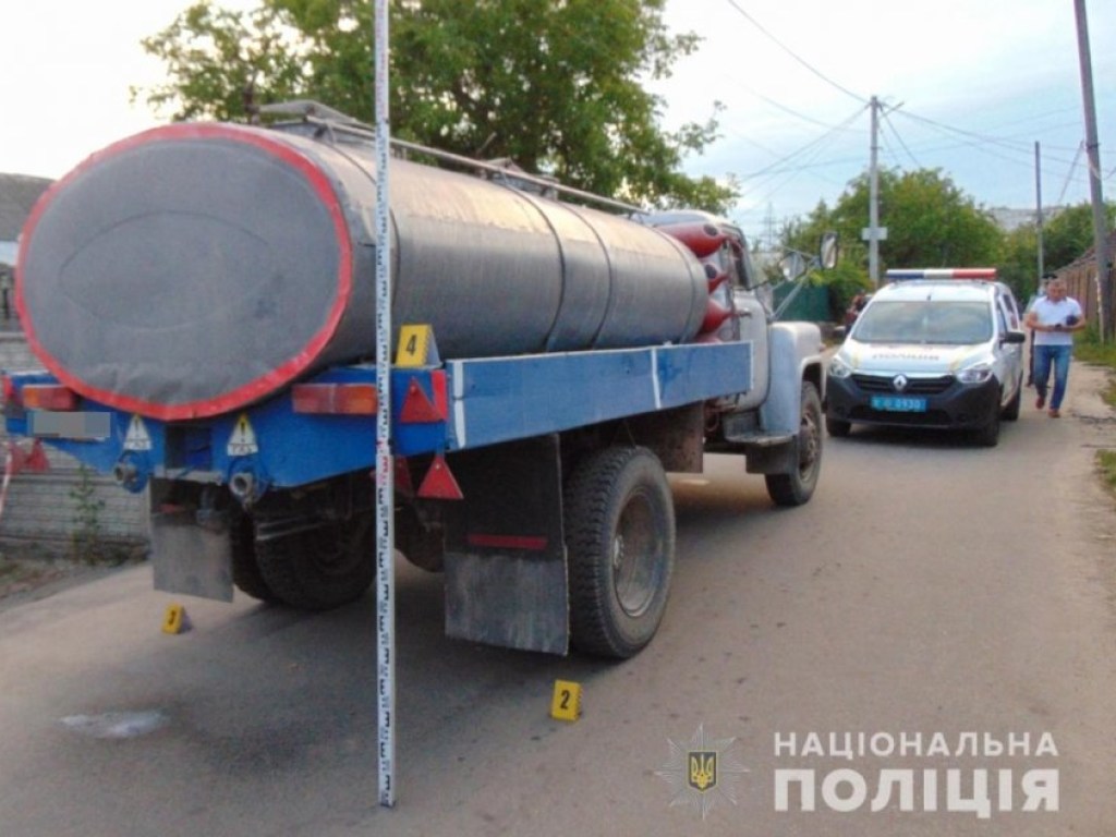 В Житомире грузовик насмерть сбил 5-летнего мальчика (ФОТО)