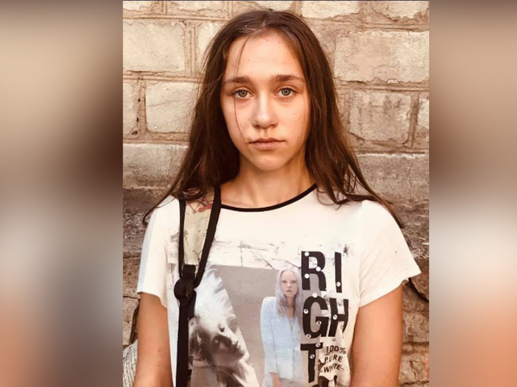 Из больницы в Днепре сбежала 14-летняя девочка (ФОТО)