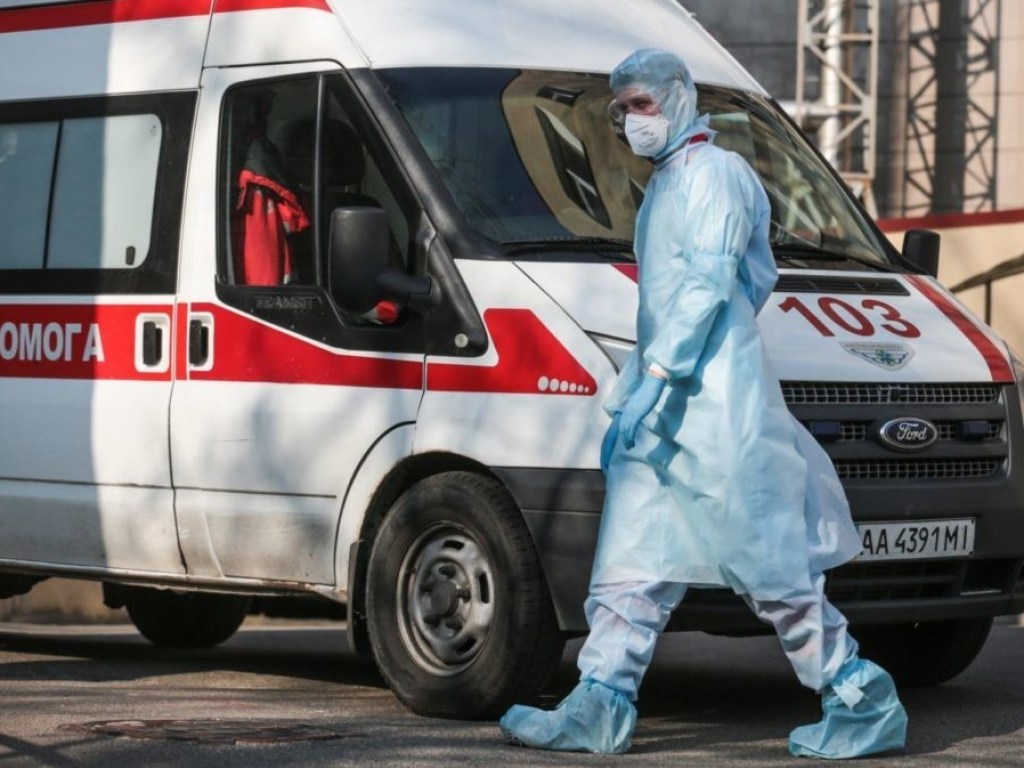В Бердянске у 10 сотрудников «скорой» подтвердили инфицирование коронавирусом: половина больных без симптомов