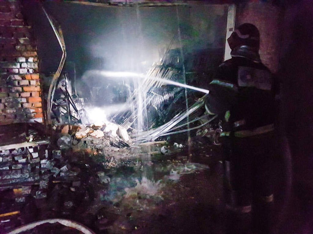 В гаражном кооперативе в Киеве прогремел взрыв: что известно (ФОТО)