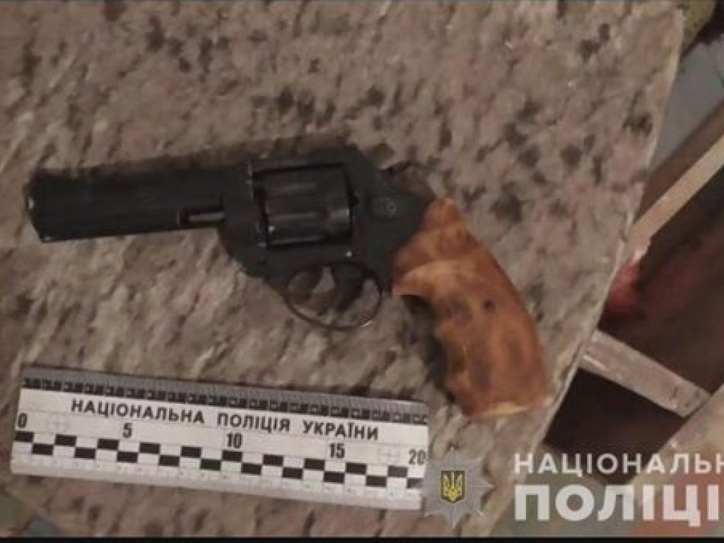 60-летний житель Одесской области стрелял в полицейских (ФОТО)
