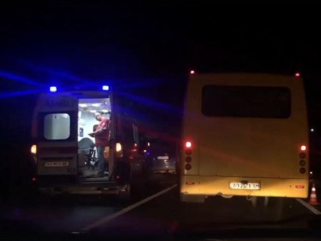На Закарпатье произошло групповое ДТП: пострадали 3 человека (ФОТО, ВИДЕО)