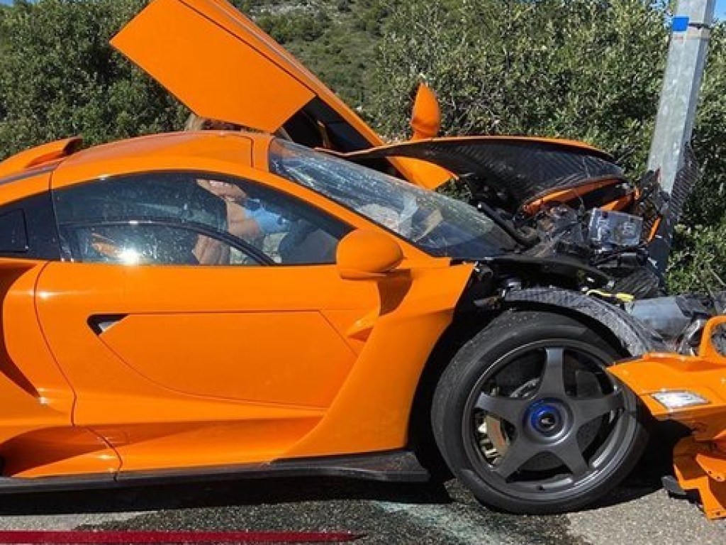 Экс-пилот «Формулы-1» разбил роскошный McLaren стоимостью миллион евро (ФОТО, ВИДЕО)